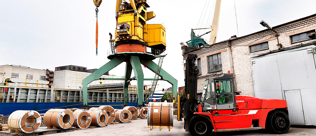 Stevedoring services